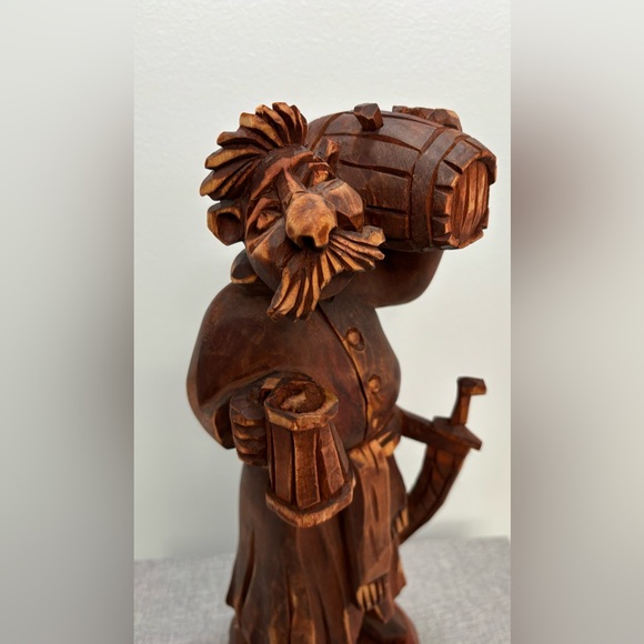 Rare Vintage WOOD HAND CARVED BARTENDER INNKEEPER FIGURE
STATUE SCULPTURE - Picture 9 of 11